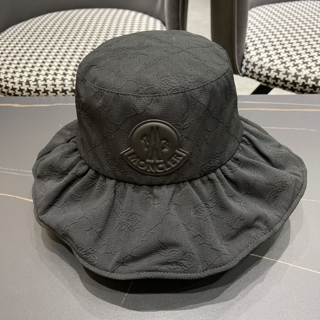 Moncler Caps